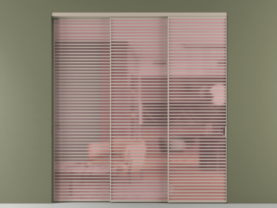 Алюминевая перегородка АЛПР 040.07_АБСК_САТ РОЗ_new. Цвет Алюминий бисквитный. Материал Алюминий в эмали. Коллекция Перегородка Formato внутри проёма 3 створки с синхронным механизмом. Картинка.